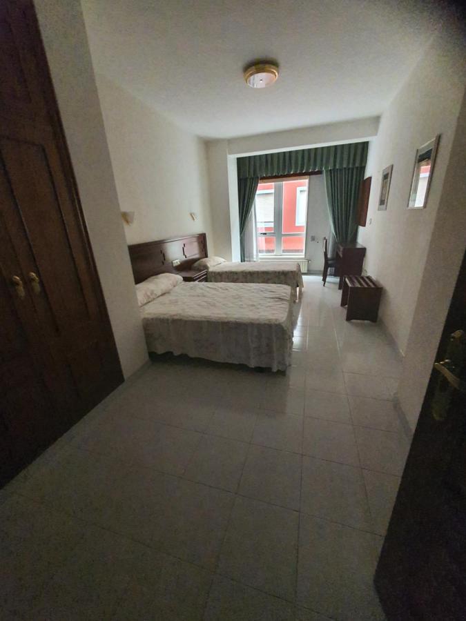 Flor De Loto Hotel Ordes Ngoại thất bức ảnh